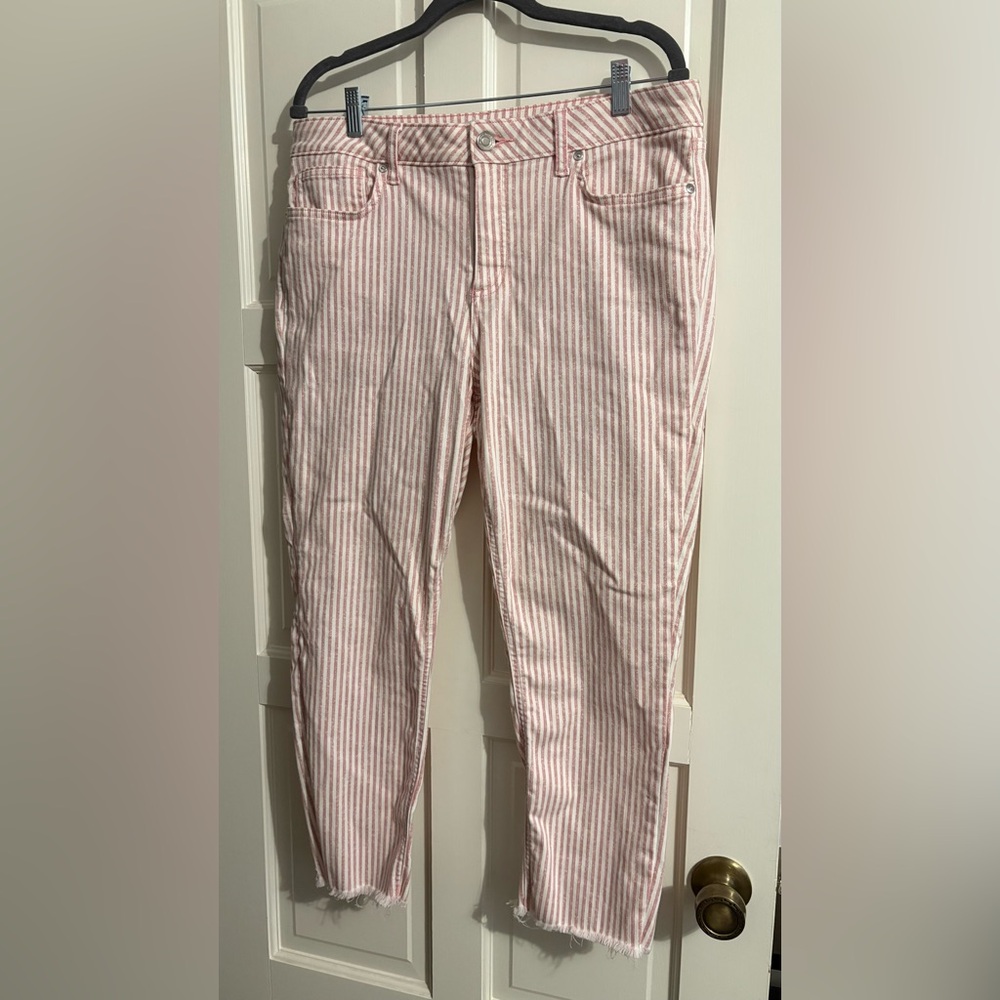 LC Lauren Conrad Womenโs Pink and White Striped Cropped Jegging Pant Sz 18